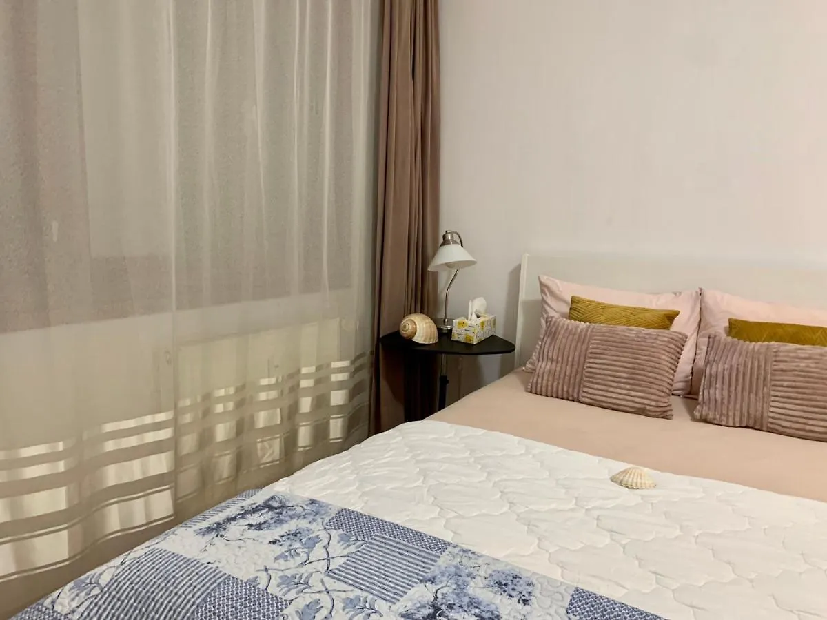 One Bedroom Tineretului Timpuri Noi Apartament ブカレスト